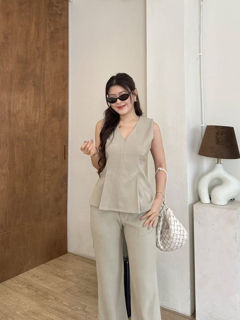 V-Neck Sleeveless Vest With Trousers sets